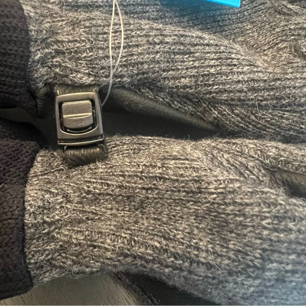 Camp G Wool Leather Winter Insulated Gloves Wrist Strap Black Gray Unisex XS